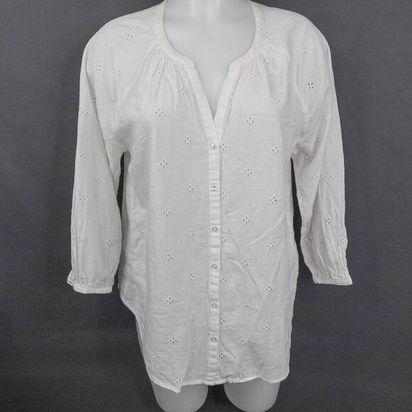 Old Navy Womens Top Medium White Eyelet Lace Coastal Cool Cottagecore Clean Girl - Picture 1 of 12